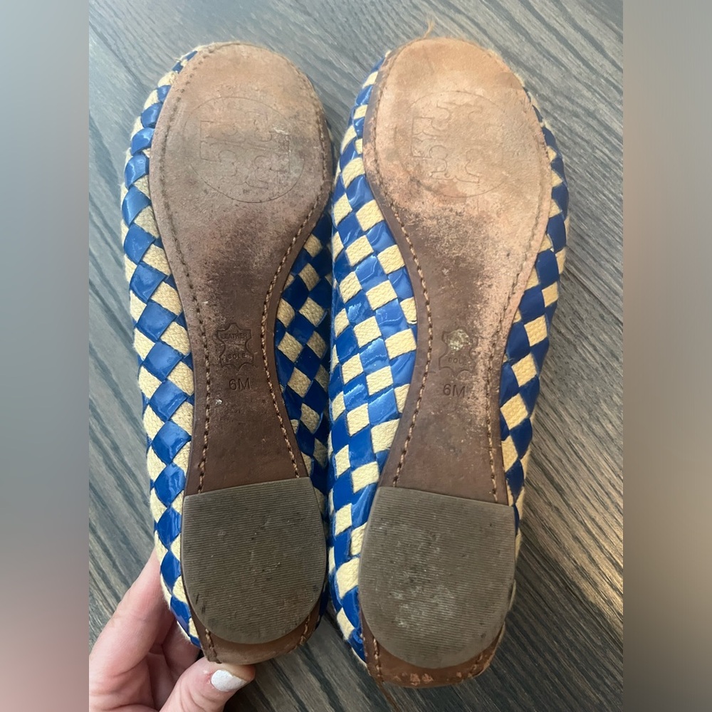 Tory Burch Flats - size 6 - Picture 6 of 9